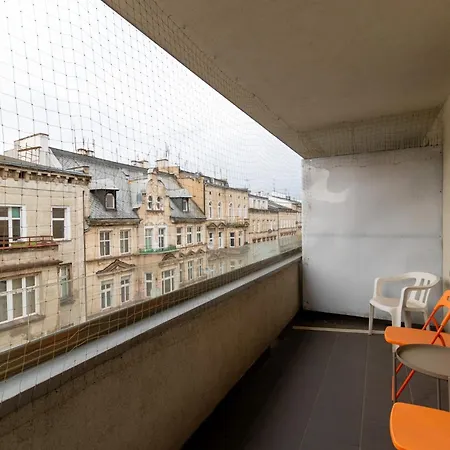 Dabrowskiego Old Town By Bookinghost * فروتسواف